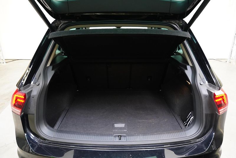 Volkswagen Tiguan - fotka 25 z 26