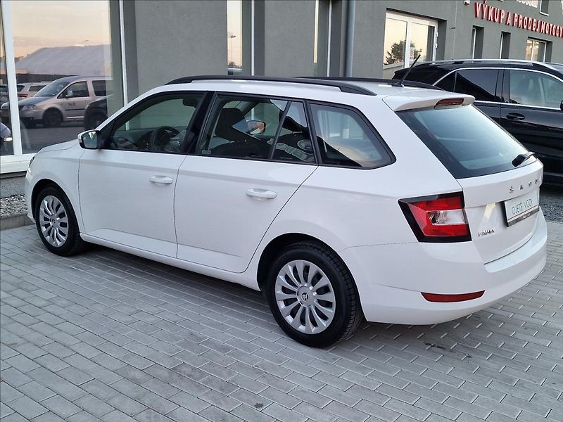 Škoda Fabia 1.0 TSI Combi Tour, ČR, 1.Maj - fotka 7 z 45