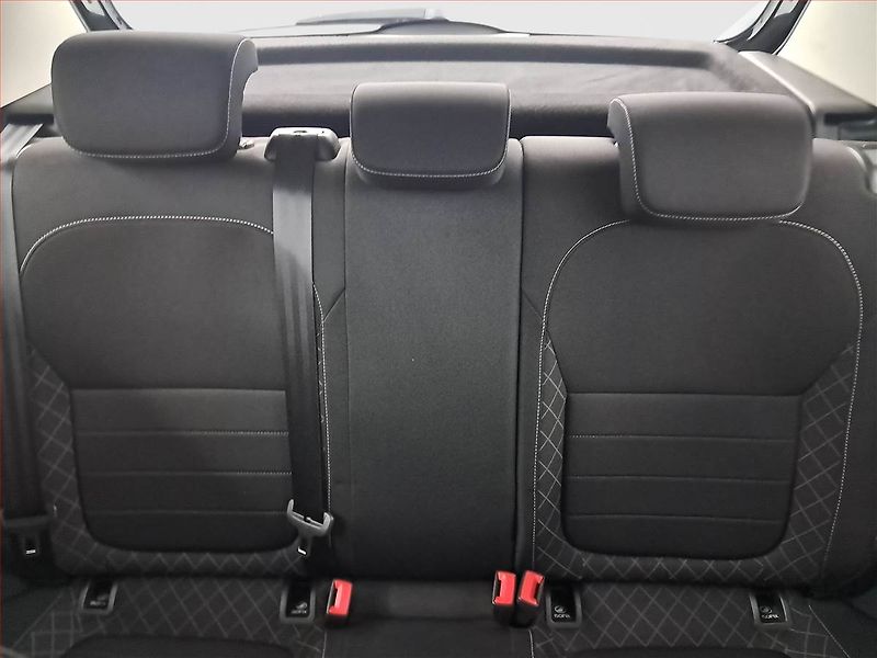 Škoda Fabia (2017) Style 1.0 TSI, ČR,1.maj - fotka 10 z 15