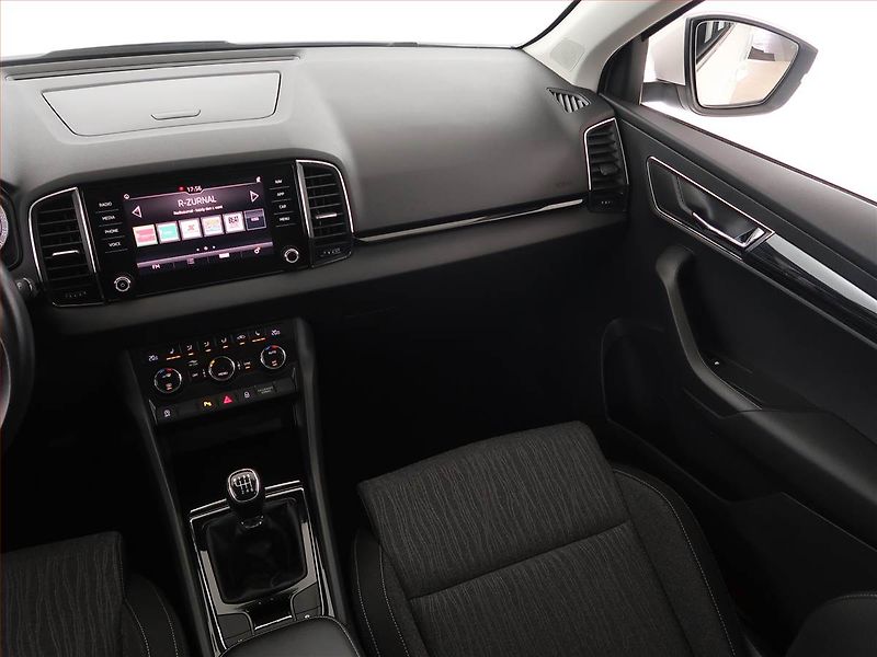 Škoda Karoq (2019) Style 1.6 TDI, Serv.kniha - fotka 8 z 19