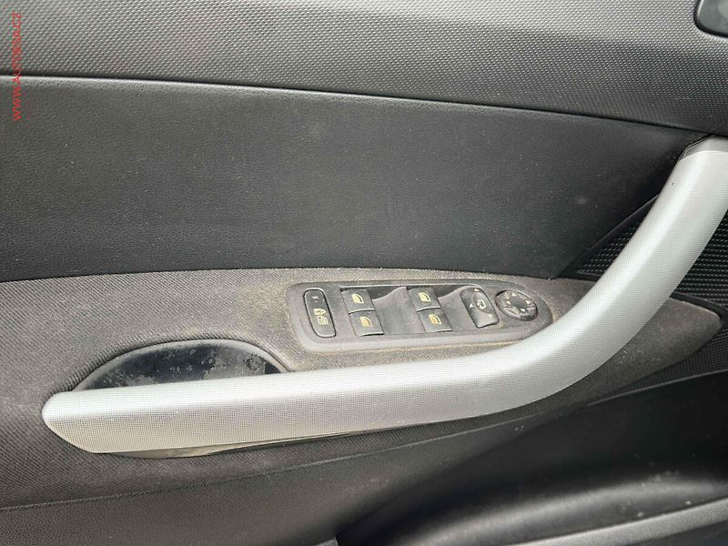 Peugeot 308 (2009) 2.0HDi 7míst, STK8/28, panor. - fotka 11 z 22