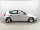 Kia Ceed (2008) 1.4 CVVT, po STK - náhled 6