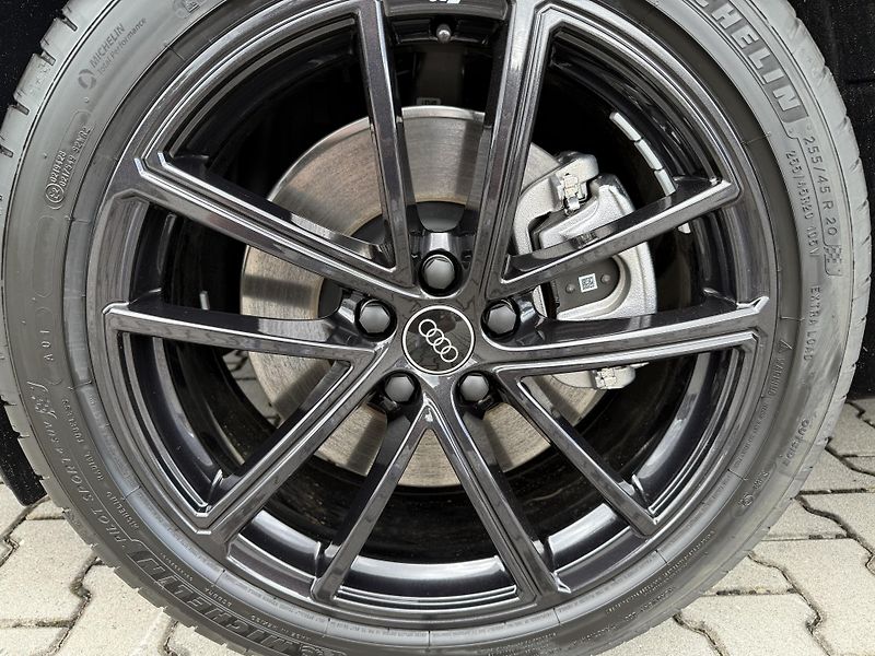 Audi Q5 (2026) TDI 150kW 4X4 S-LINE R20 3D!!! - fotka 19 z 61