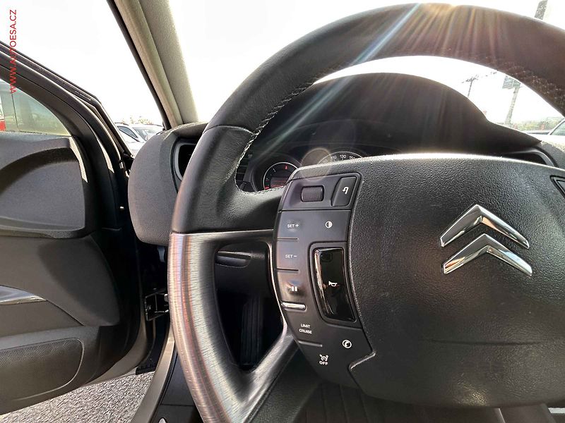 Citroën C5 (2010) 2.0 HDi, ČR, STK9/28 - fotka 17 z 18
