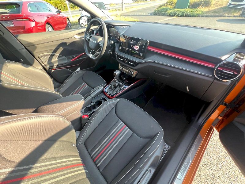 Škoda Fabia (2025) Monte Carlo 1.0TSi 85kW 7°auto - fotka 20 z 31