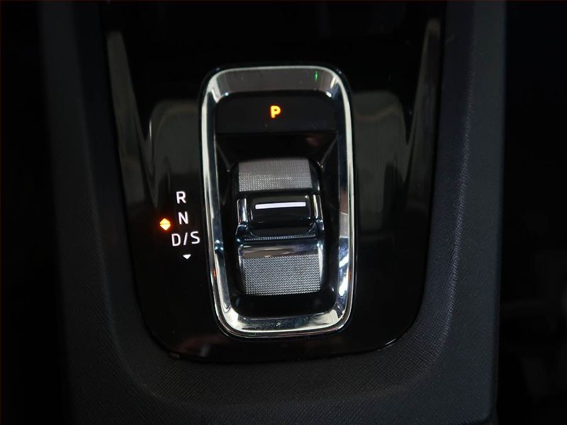Škoda Octavia (2022) Ambition 1.0 TSI e-tec - fotka 13 z 19