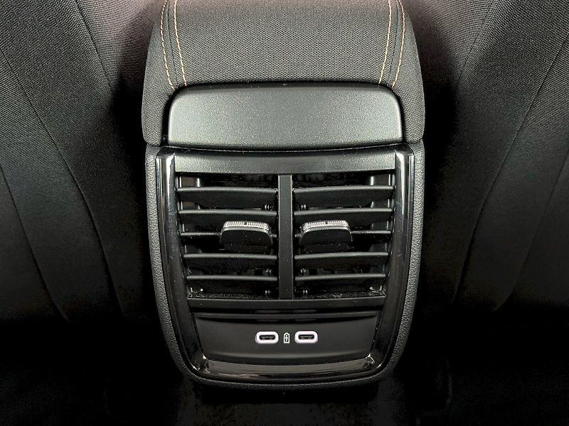 Škoda Scala (2025) 1.0TSI 85kW Top Selection - fotka 28 z 31