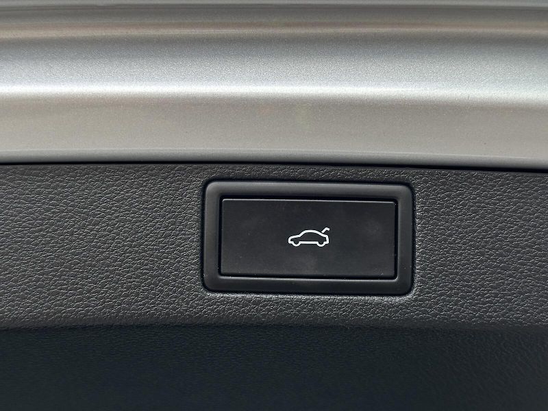 Škoda Scala 1.0TSi DSG 116PS LED V.Cockpit - fotka 44 z 47