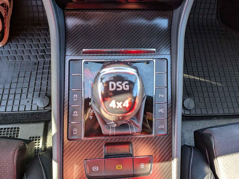 Škoda Superb (2021) 2.0TSi 4x4, ČR, SportLine - fotka 19 z 23