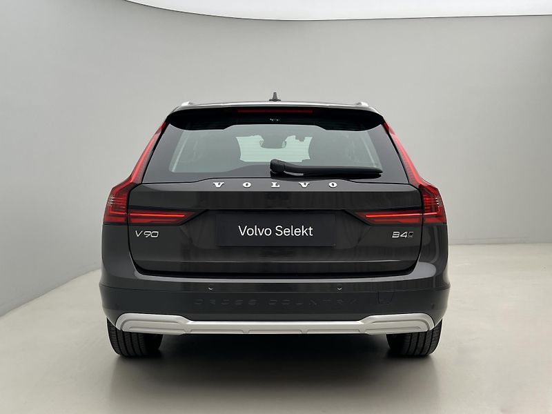 Volvo V90 CC B4 AWD BRIGHT PLUS AUT CZ - fotka 12 z 45