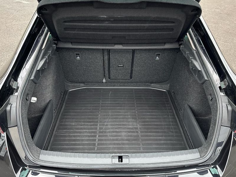 Škoda Octavia M-HEV Top Selection DSG - fotka 10 z 26