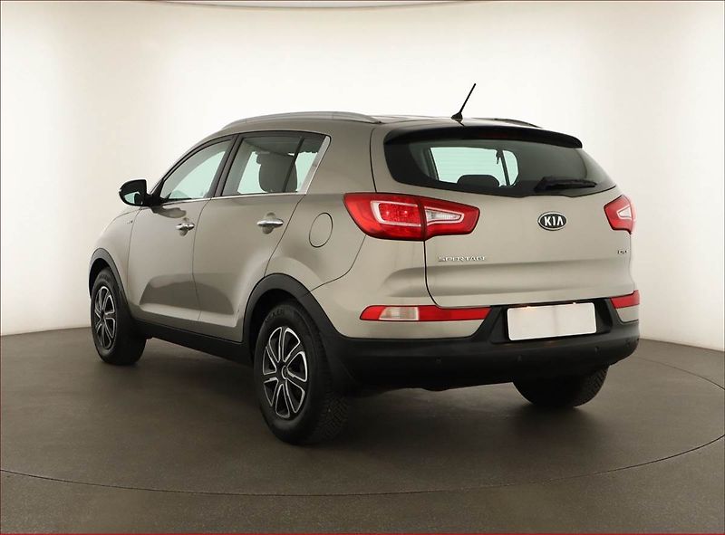 Kia Sportage (2012) 2.0 CRDi, 4X4, Automat - fotka 4 z 14