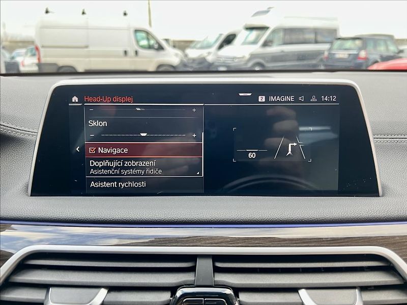 BMW Řada 7 3,0 730d xDrive záruka 2027 - fotka 34 z 61