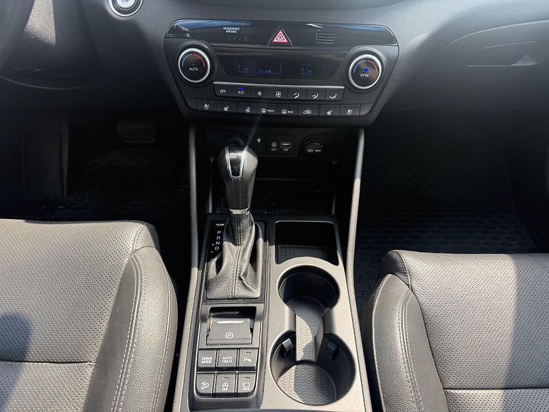 Hyundai Tucson (2018) Hyundai Tucson 2.0 CRDi 4x4  - fotka 14 z 20