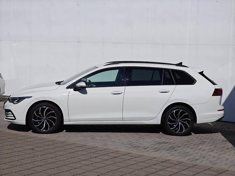 Volkswagen Golf Life 6G 1,0TSi - fotka 3 z 22