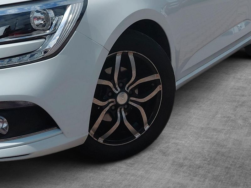 Renault Mégane (2017) 1,6 SCe 84 kW ZEN - fotka 10 z 23