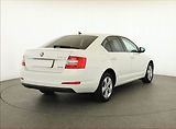 Škoda Octavia (2016) Style 2.0 TDI, Automat - náhled 4