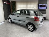 Toyota Yaris 1.0 i ČR 1.MAJ. AC  REZERVACE - náhled 7