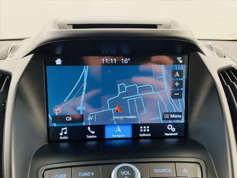 Ford Kuga 1,5 EcoBoost 110kW Titanium - fotka 18 z 25