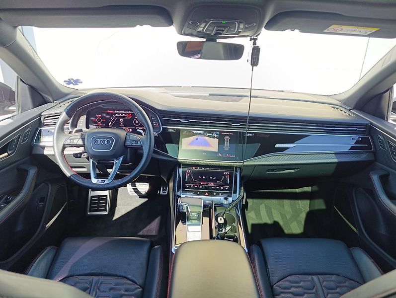 Audi RS Q8 4.0TFSI 441kW QUATTRO ČR DPH  - fotka 25 z 40