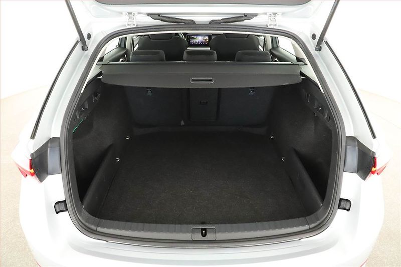 Škoda Octavia (2021) Style 2.0 TDI, Automat, ČR - fotka 15 z 16