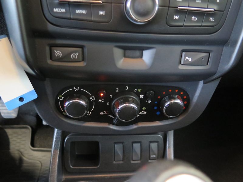 Dacia Duster (2014) 1.2TCe,klima,senzory,92kW - fotka 9 z 22