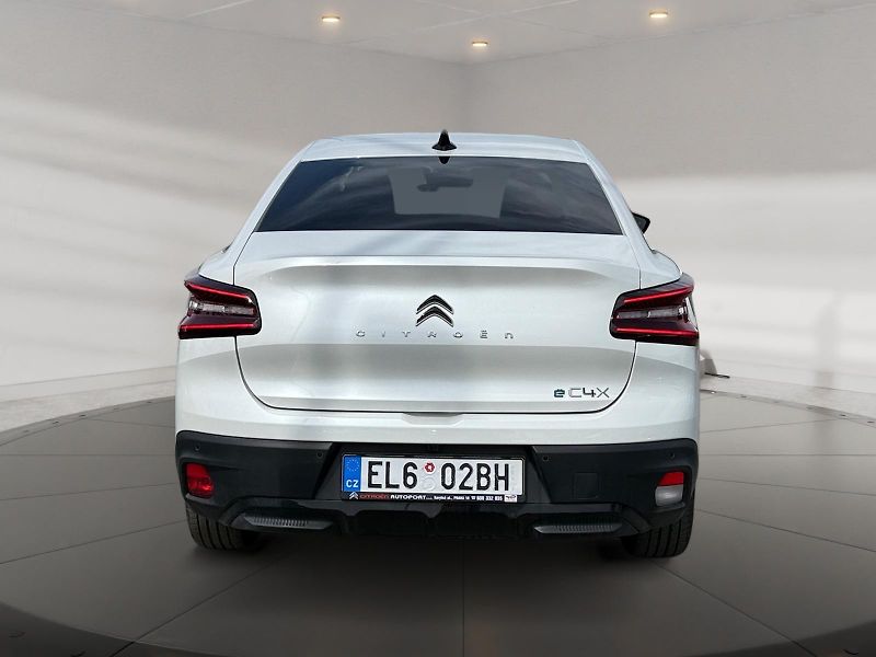 Citroën ë-C4 X (2023) E-SERIES 100kW CZ DPH - fotka 5 z 11