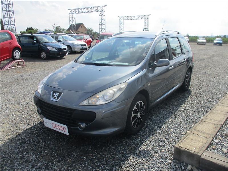 Peugeot 307 1,6 HDi SW, klima,servis,tažné - fotka 3 z 27