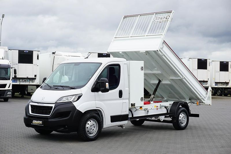 Peugeot Boxer (2023) 2,2 HDi / 140 KM / WYWROTKA /  - fotka 1 z 52