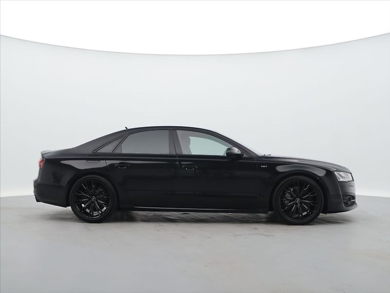 Audi S8 4.0 TFSI 445kW Plus Tiptronic - fotka 8 z 33