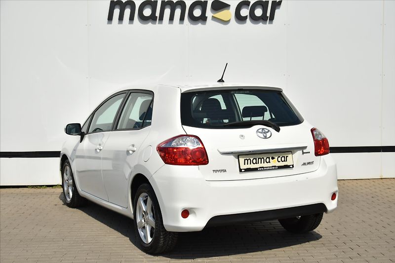 Toyota Auris 1.6 VVT-i 97kW ČR - fotka 5 z 19