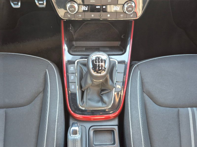 Škoda Fabia (2025) Monte Carlo 1.0TSi 85kW 6°manu - fotka 22 z 26