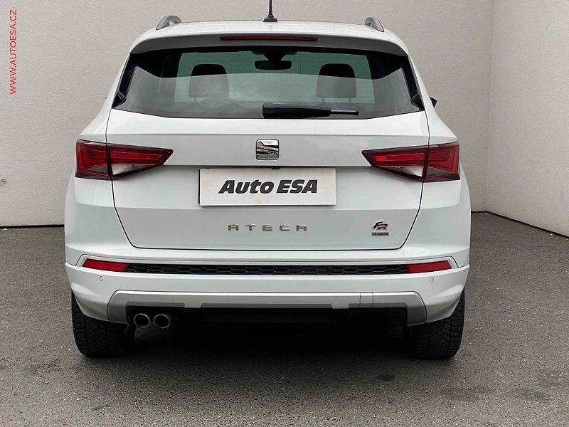 Seat Ateca (2018) 2.0 TSi 4x4, FR, DSG, +ALU - fotka 5 z 22