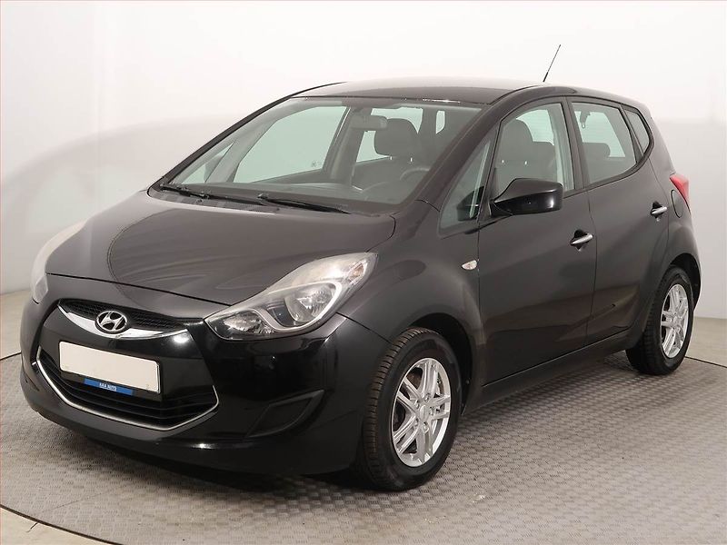 Hyundai ix20 (2015) 1.6 CRDi - fotka 2 z 12