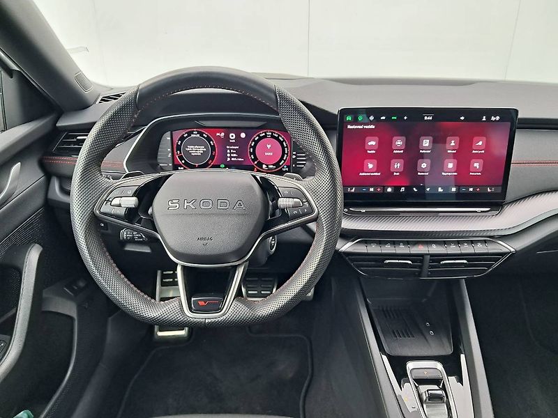 Škoda Octavia (2025) IV RS 2.0 TSI / 195 kW  DSG7 - fotka 8 z 32