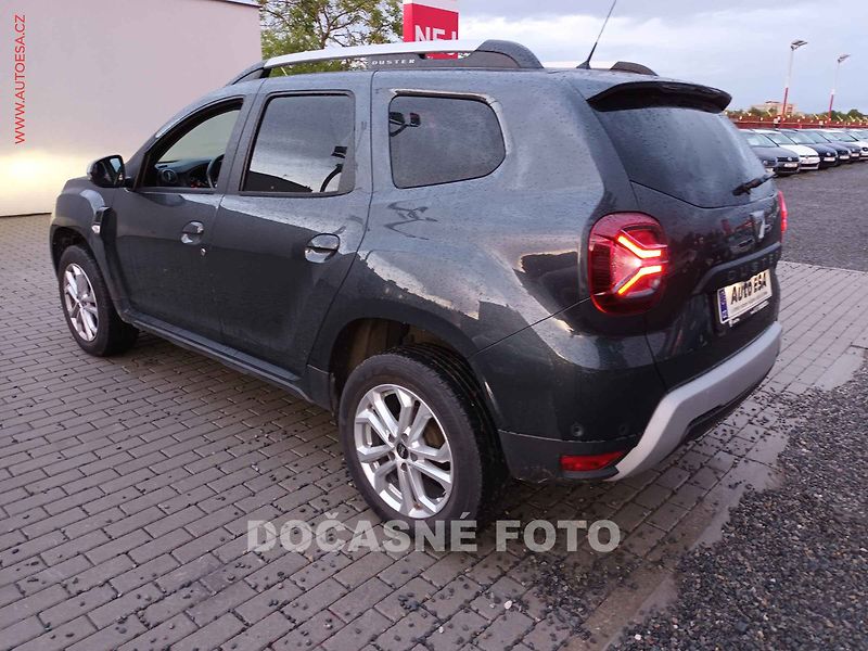 Dacia Duster (2022) 1.0i, 2.maj,ČR, navi, autoAC - fotka 2 z 3