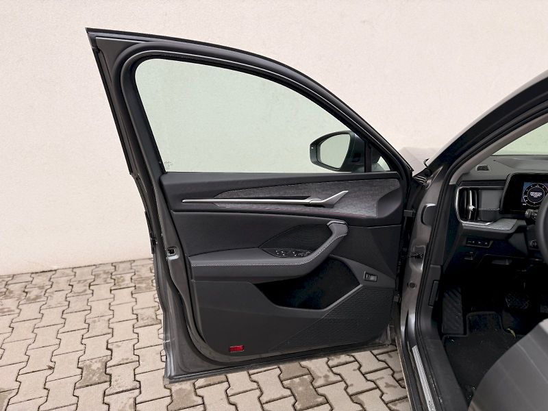 Škoda Kodiaq (2025) SELEC 4X4 TD 142/2.0 A7A - fotka 19 z 24