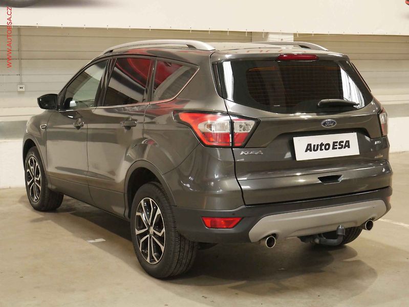 Ford Kuga (2019) 2.0 TDCI 4x4, 2.maj,ČR, AC - fotka 4 z 17