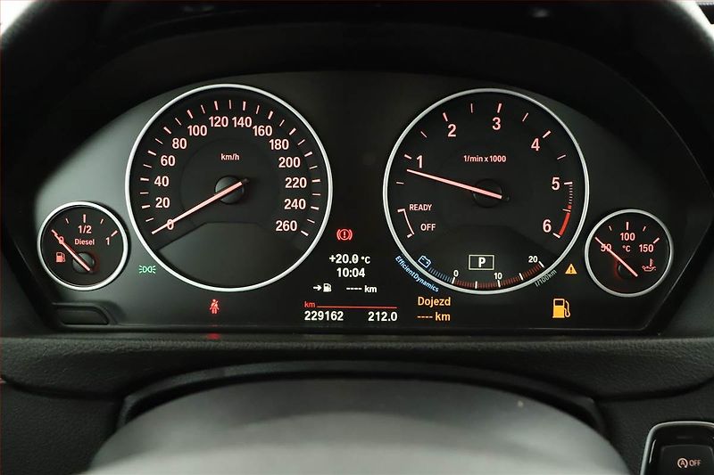 BMW Řada 3 (2014) Modern Line 320d xDrive GT - fotka 8 z 21