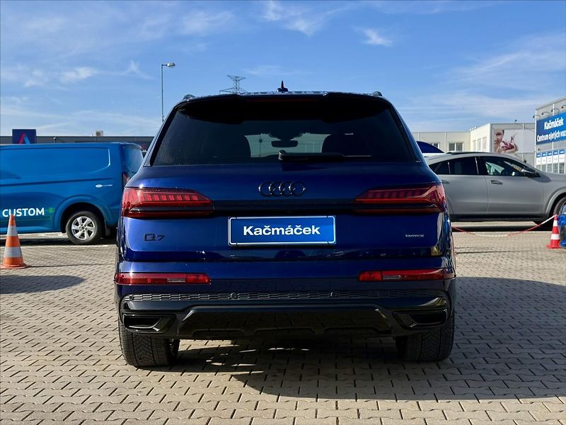 Audi Q7 3,0 TDI 210kW quattro S-line - fotka 4 z 34