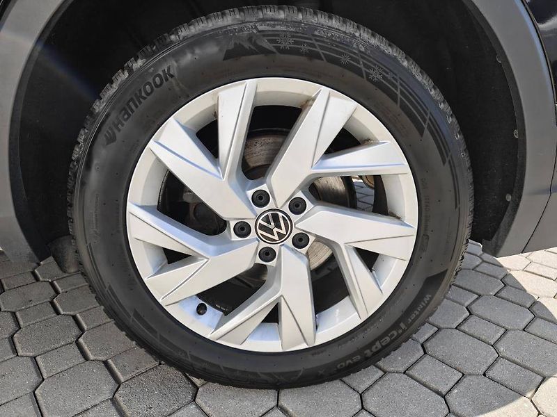 Volkswagen Tiguan Elegance 7DSG 1,5TSi - fotka 21 z 23