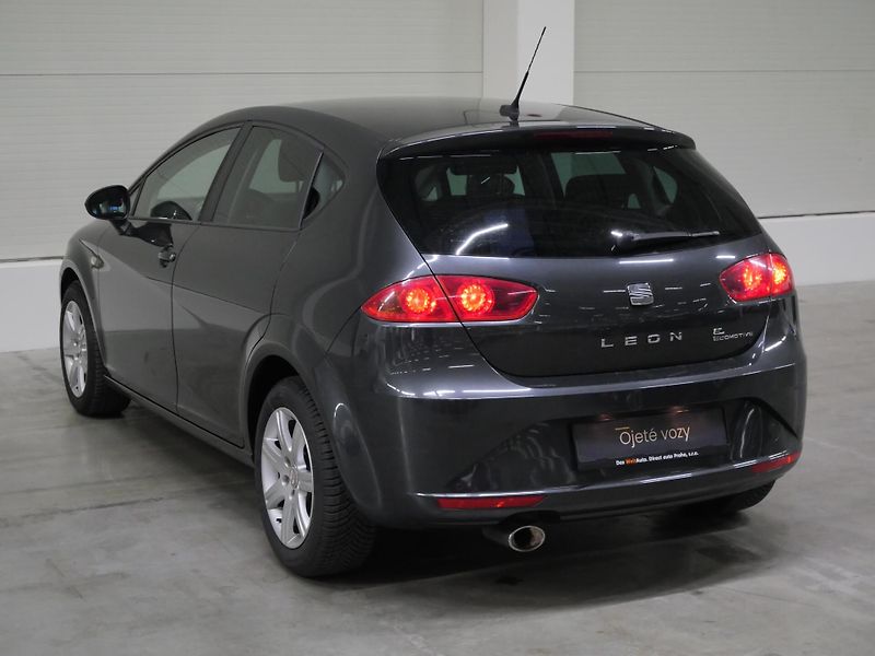 Seat Leon - fotka 7 z 25