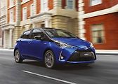Toyota Yaris. Sleva až 23 000 Kč. Cena od 304 900 Kč (1.0 VVT-i).