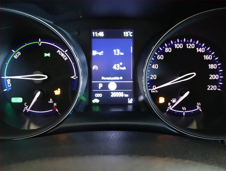 Toyota C-HR (2022) GR Sport 2.0 Hybrid - fotka 11 z 26
