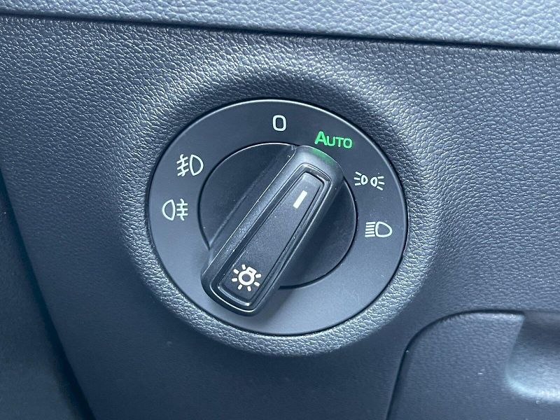 Škoda Karoq (2024) 1.5 TSI 110kW DSG Selection - fotka 7 z 30
