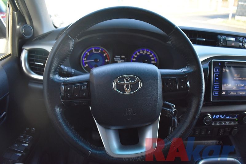 Toyota Hilux (2020) Active 2,4 D-4D  AWD - fotka 11 z 17