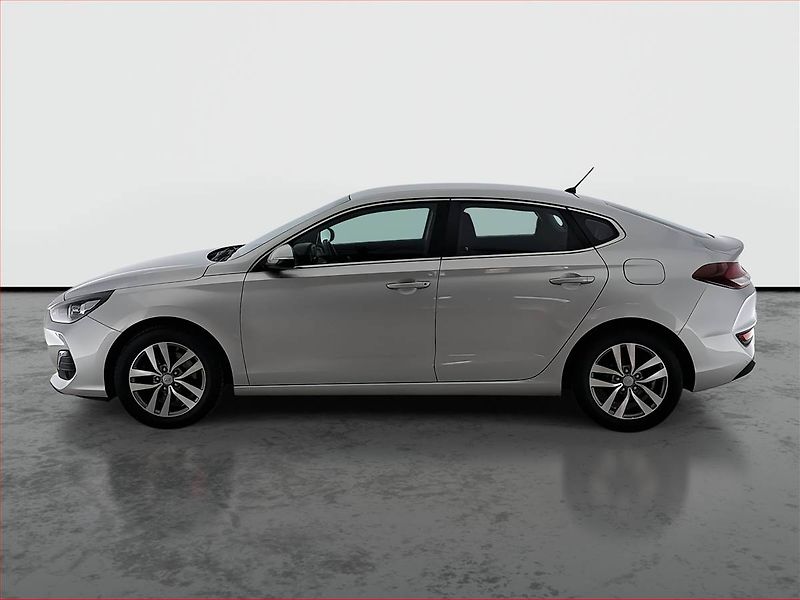 Hyundai i30 (2019) 1.4 T-GDI, Serv.kniha - fotka 3 z 20