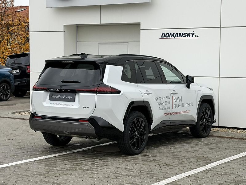 Toyota RAV4 (2026) STYLE 2,5 PHEV 4X4 AT 309k - fotka 4 z 14