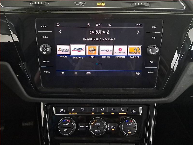Volkswagen Touran (2019) Highline 1.6 TDI, 7 míst, Navi - fotka 12 z 21