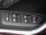 Peugeot 2008 (2015) 1.2 PT, 1.maj,ČR, Allure, AC - náhled 11
